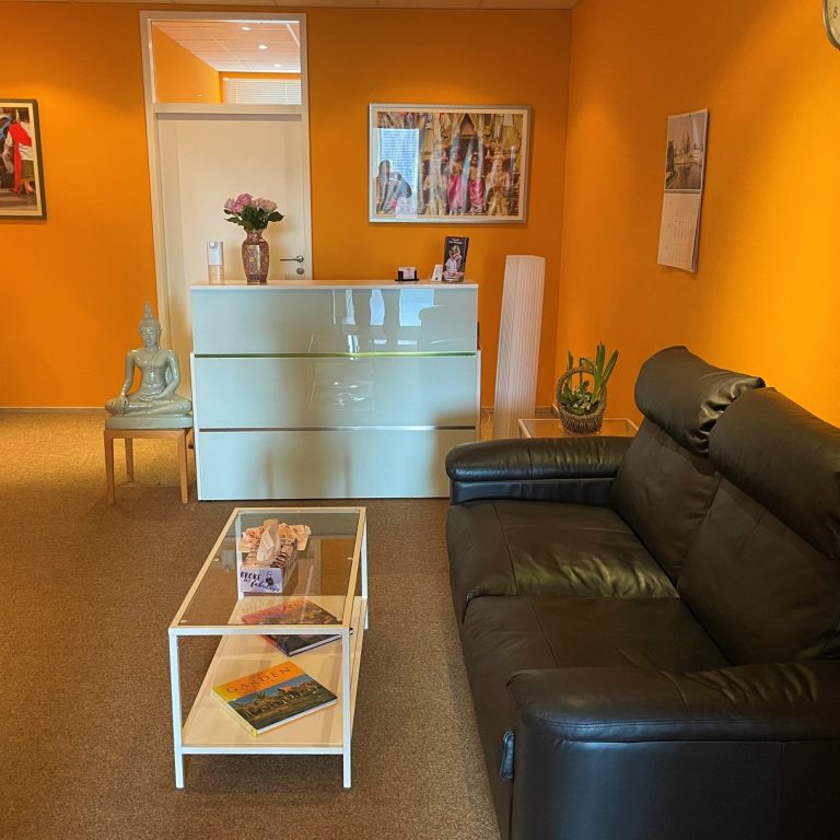 Der modern eingerichtet Eingangsbereich unsere Massagestudios